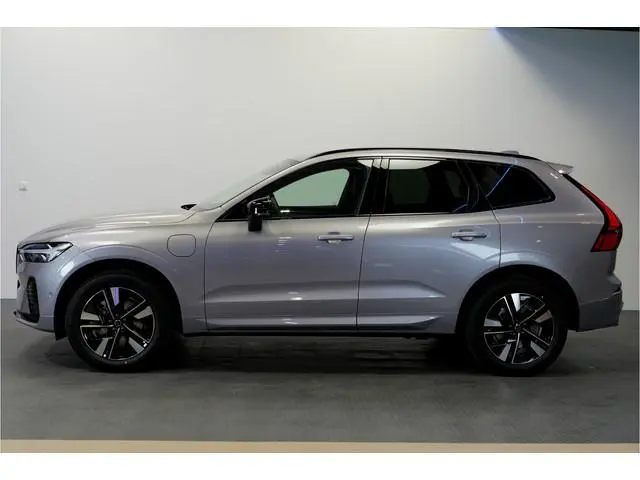 Volvo XC60 2.0 T6 AWD 293kW/399pk Aut8 Plug-in hybrid Plus Dark HARMAN/KARDON + 360 CAMERA + MATRIX...