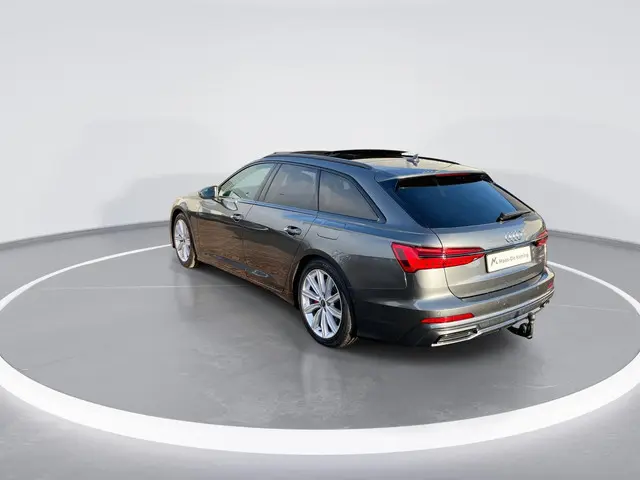 Audi A6 Avant 55 TFSIe 270kW/367PK quattro S Line Competition · Panoramadak · Trekhaak · 360°Camera...