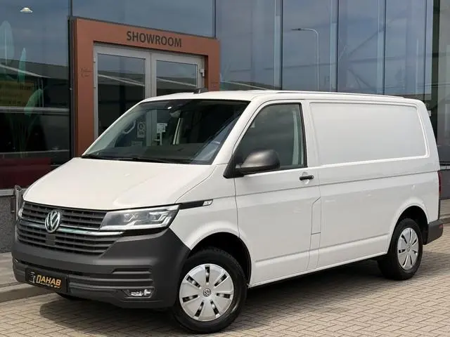 Volkswagen Transporter 2.0 TDI L1H1 30 | Stoelverwarming | Apple Carplay | ACC | Lane Assist |