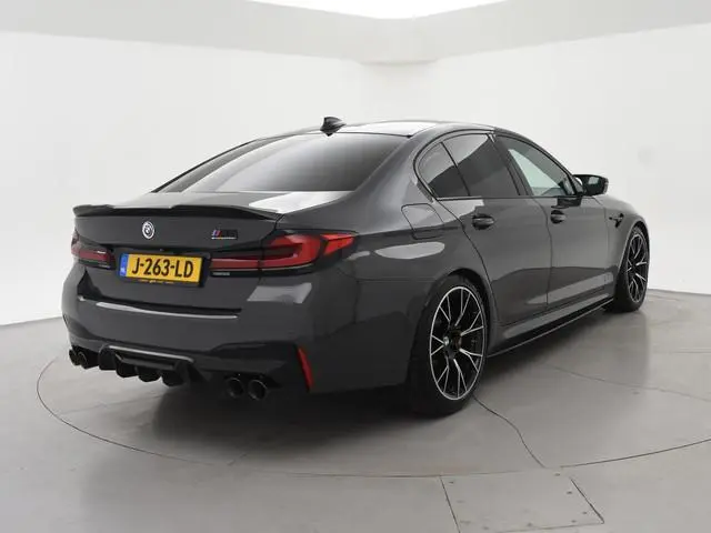BMW M5