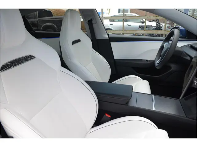 Tesla Model 3 Performance AWD 78 kWh Enhanced AutoPilot4.0 Ryzen (twv 3.800,-)