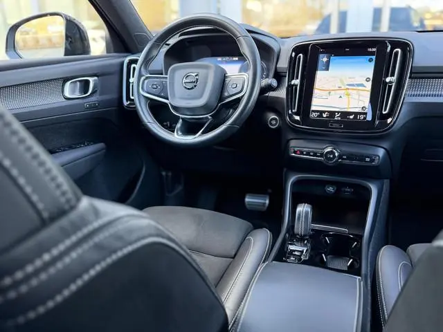 Volvo XC40 1.5 T4 210PK Recharge R-Design Memory|Cam|Winterpakket|Trekhaak
