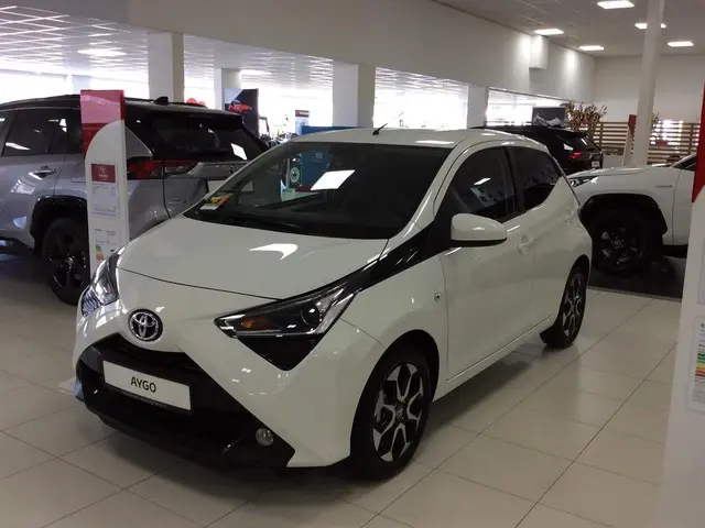 TOYOTA Aygo 1.0 VVT-i 72pk 5D x-joy * Apple Carplay * Direct leverbaar!