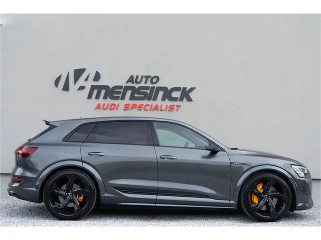 Audi e-tron S Quattro 371kW / Luchtvering/ Standkachel/ Panoramadak/ Trekhaak/ 371kW (504PK)