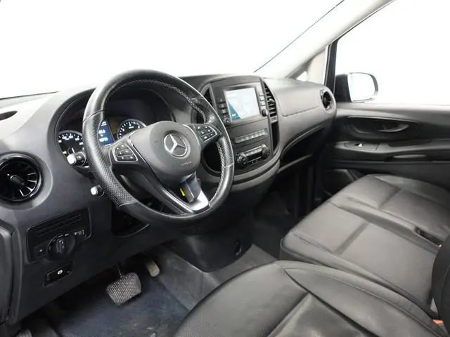 Mercedes-Benz Vito 114 CDI Automaat Dubbele Cabine 6-zits Navigatie Apple Carplay Trekhaak Cruise co...