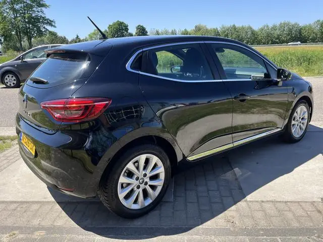 Renault Clio 1.0 TCe Intens / Dealer onderhouden / Navigatie / Camera / Parkeerhulp V+A / Stoelverw....