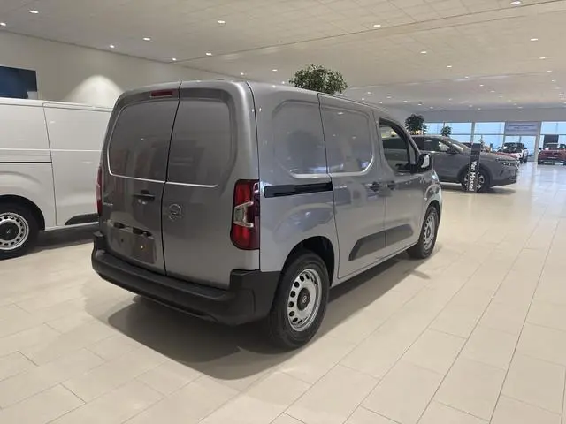 Opel Combo Electric 136 L1 50kWh