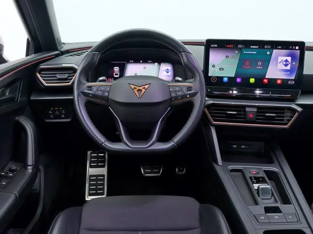 Cupra Leon Sportstourer 1.4 e-Hybrid Business | Navi | Stuurverwarming | LED | Adaptive