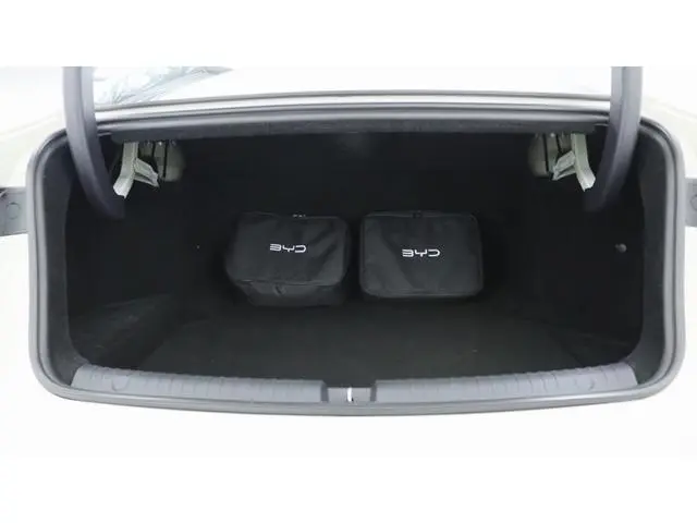 BYD SEAL