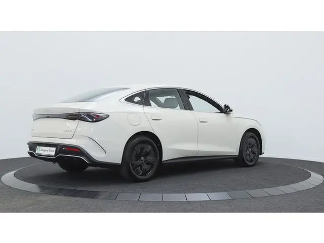 BYD SEAL 6 1.5 DM-i Boost | BYD Dealer | Private Lease 599,- p.m.