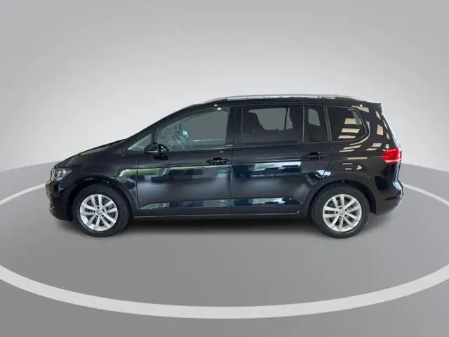 Volkswagen Touran 1.5TSI/150PK Comfortline 7p · Navigatie · Apple/Android · Camera + Parkeersensoren...