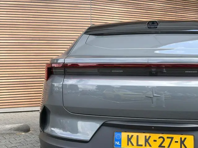Polestar 4