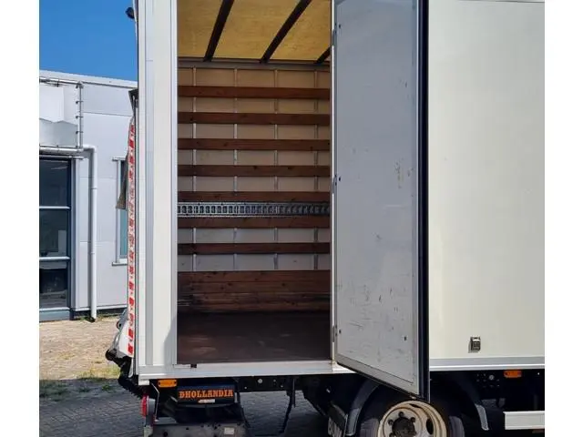 FUSO Canter