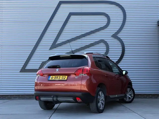 Peugeot 2008 1.2 VTi Allure 2e Eigenaar|Navi|Pano|Clima|Trekhaak|Cruise|PDC|N.A.P|APK tot 04-2027