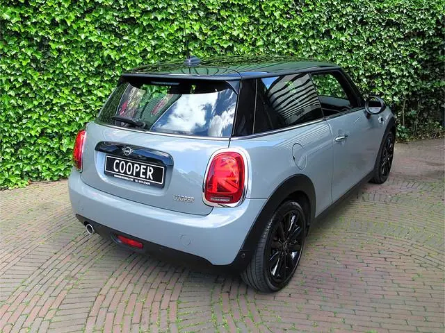 MINI Cooper 1.5 Chili F56 LCI automaat NL-auto, LED, Navi, Keyless AppleCP, 17"