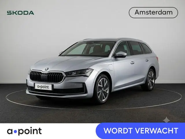 Skoda Superb 1.5 TSI PHEV Selection 218 pk Automaat | Verlengde garantie | Navigatie | Trekhaak (weg...