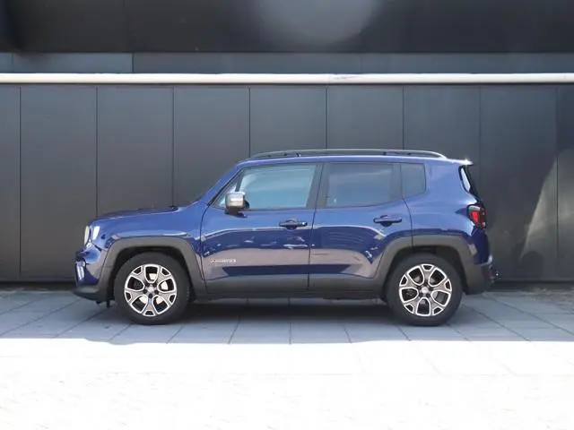 Jeep Renegade 1.3T Freedom | LEDER | PANO-DAK | TREKHAAK | PDC | STOEL/STUURVERW. | CRUISE | NAVI |