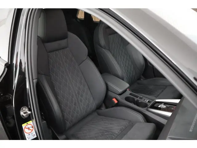 Audi A3 Sportback 40 TFSI e 204pk Advanced edition Keyless Adaptive Cruise Navigatie Stoelverwarming...