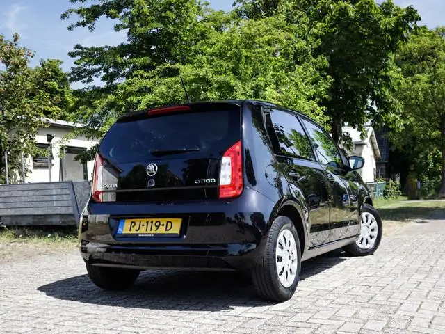 ŠKODA Citigo 1.0 Greentech Ambition Dealer-Onderh. BOVAG-Garantie. NL-Auto.