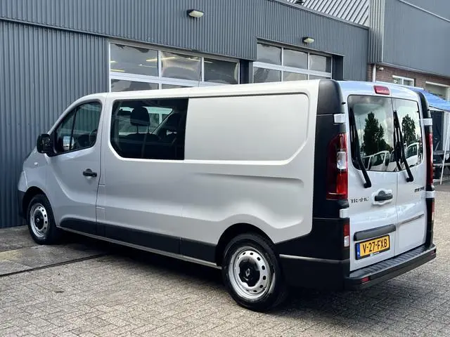 Renault Trafic 1.6 dCi L2H1 DC Marge Btw / Bpm vrij Airco Cruise controle Navigatie 5 persoons Dubbe...