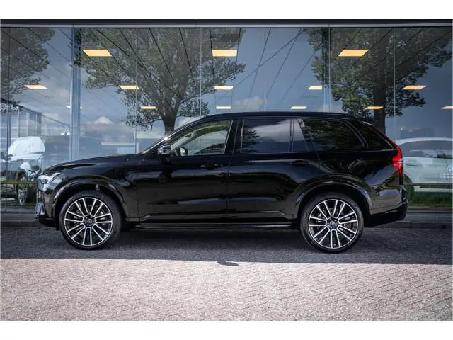 Volvo XC90 T8 Plug-in hybrid AWD ULTRA DARK **Lucht vering** Trekhaak**Panodak B&W**Stoelventilatie+...