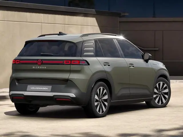 Volkswagen ID. Cross Style 52 kWh accu, 155 kW / 211 PK SUV Elektrische Achteruitrijcamera | Carplay...