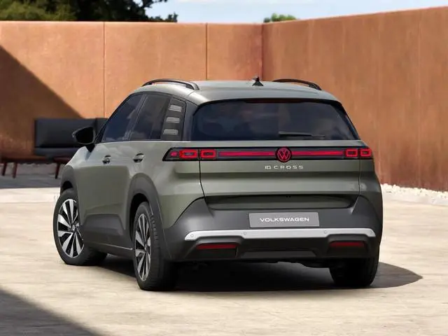 Volkswagen ID. Cross Style 52 kWh accu, 155 kW / 211 PK SUV Elektrische Achteruitrijcamera | Carplay...