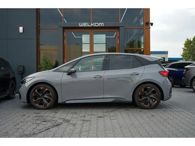 Cupra Born