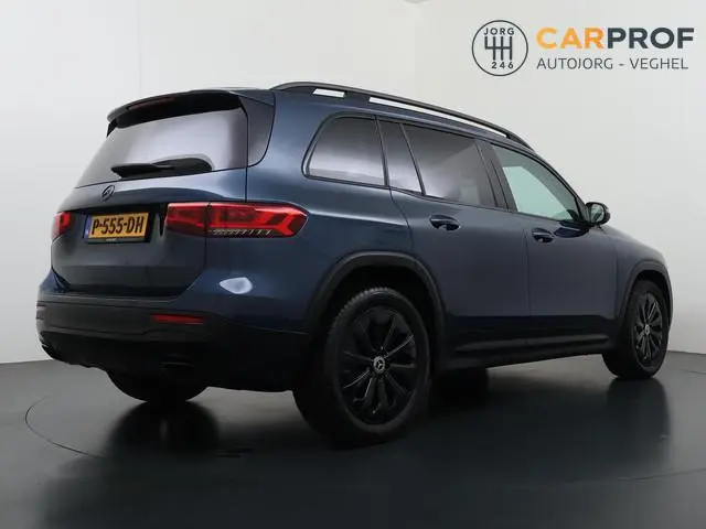 Mercedes-Benz GLB 200 Business Solution AMG Styling | Sfeerverlichting | Camera | Navgatie | Stoelve...