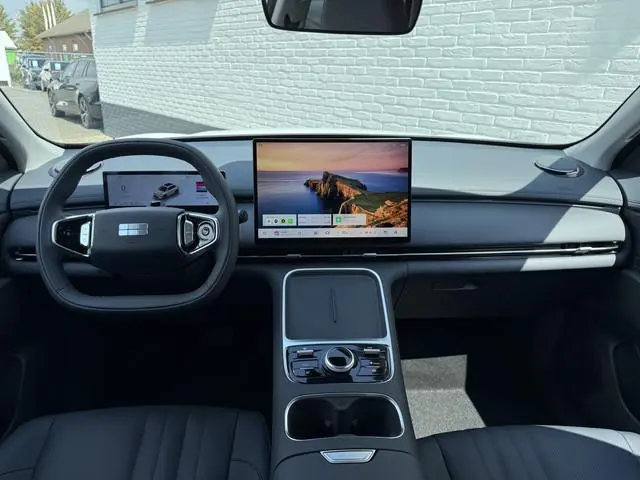 Geely Starray EM-i