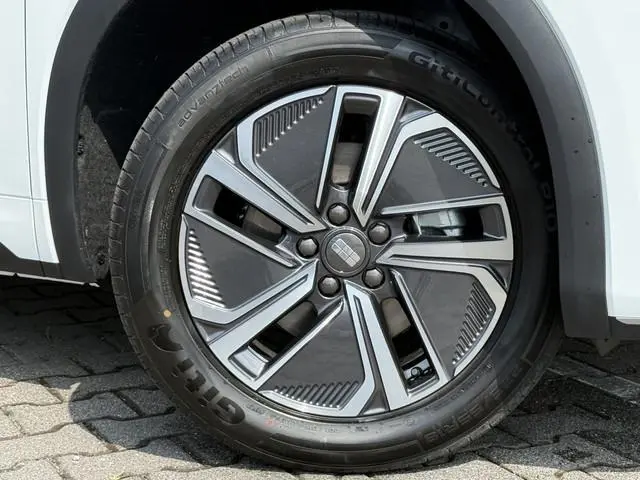 Geely Starray EM-i