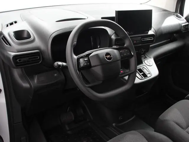 Opel Combo 1.5 BlueHDi 130 S&S L2 Apple Carplay / Android Auto Navigatie Trekhaak Airco Camera Cruis...