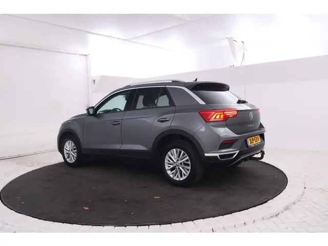 Volkswagen T-Roc 1.5 TSI Sport 150PK, Automaat, Apple carplay, Climate,