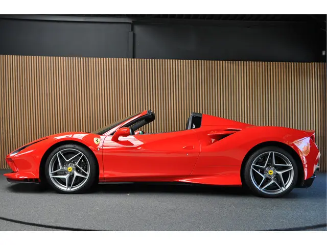 Ferrari F8 Spider