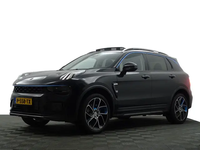 Lynk & Co 01 1.5 BTW Auto, Trekhaak, Panoramadak, 360 Camera, Infinity Audio, Memory Seats, Virtual...