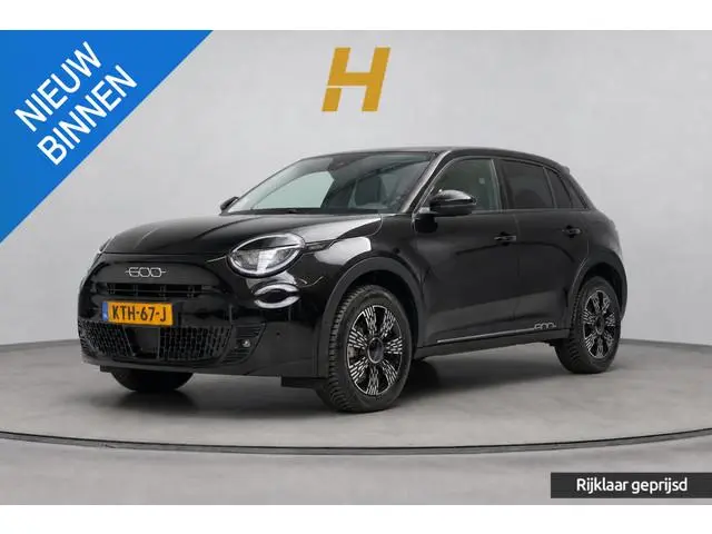Fiat 600 1.2 Hybrid Urban | Achteruitrijcamera | Carplay | Climate control | Cruise control | Parkee...