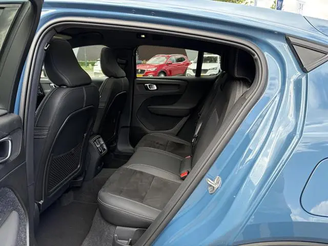 Volvo C40