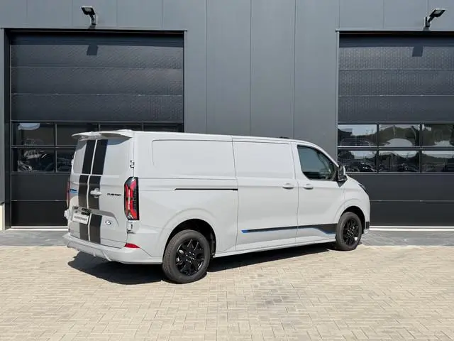 Ford E-Transit Cust. 340 L2H1 Sport - 71kWh  218pk - 370KM WLTP - Carplay - Camera - Stoelverwarming...