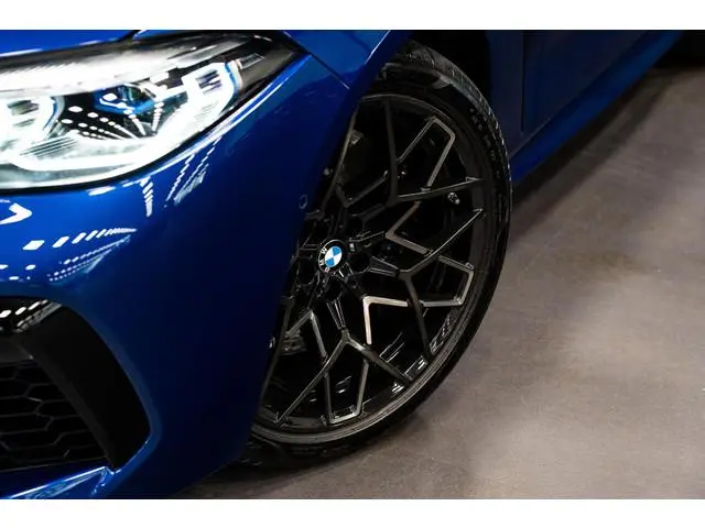 BMW M8
