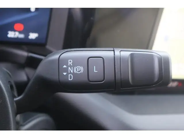Ford E-Transit Courier