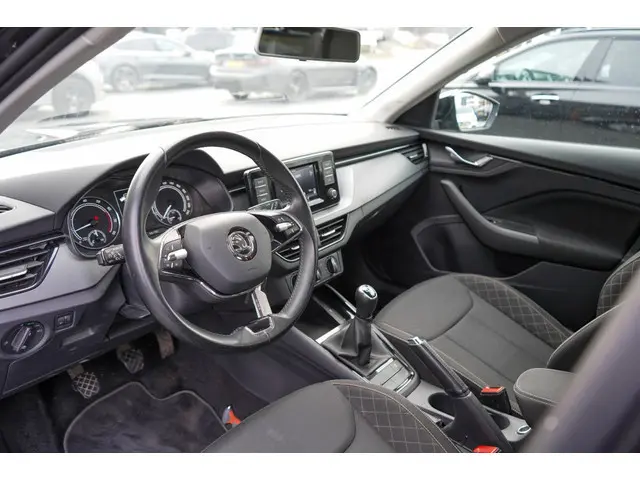 Skoda Kamiq 1.0 TSI Ambition | LED | Cruise | CarPlay | Airco |