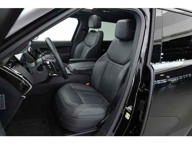 Land Rover Range Rover Sport 3.0 P460e Dynamic SE PHEV | Rijklaar! | S/K-dak | Luchtvering | stoelve...