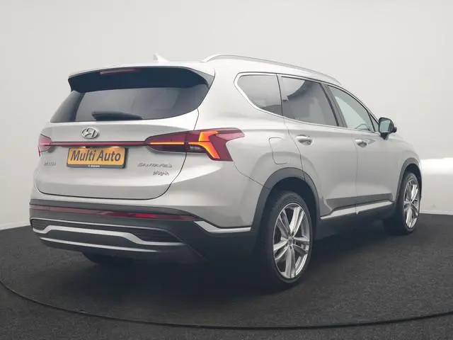Hyundai Santa Fe 1.6 T-GDI PHEV Premium Sky 266pk Dealer O.H. | Panodak | Adaptive Cruise | Head Up...