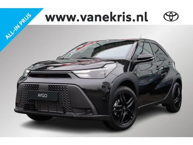 Toyota Aygo X Hybrid 115 Play. Apple Carplay, Extra Getint glas, Android Auto, Adaptieve cruise cont...