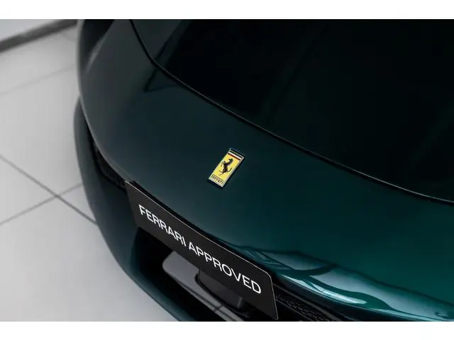Ferrari 296
