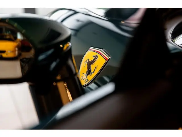 Ferrari 296