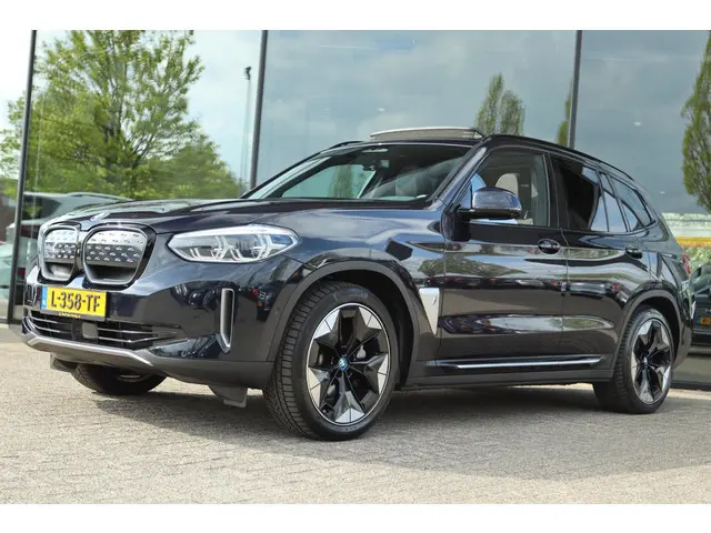 BMW iX3 HIGH EXECUTIVE 80KWH SHADOWLINE SOH 99,7% | PANO | TREKHAAK | HUD | LEDER | HARMAN/KARDON |...
