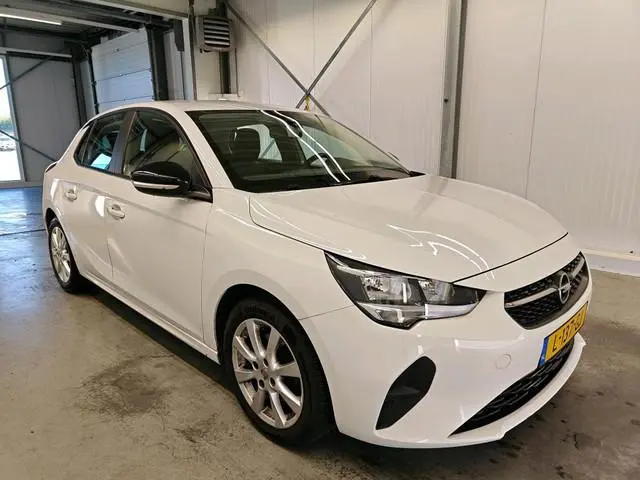 Opel Corsa 1.2 Edition / 100 pk / 100% Onderhoud / NL Auto