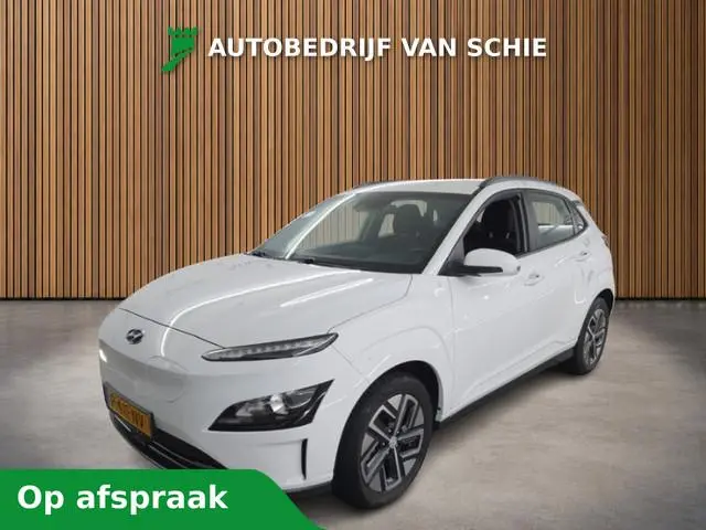 Hyundai Kona EV Comfort 64 kWh 3-Fase 1e-Eig. & Dealer-Onderh. BOVAG-Garantie. NL-Auto.