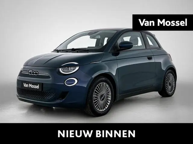 Fiat 500 Icon 42 kWh | Climate | Cruise | Bluetooth | LMV | Keyless | Camera | Panodak